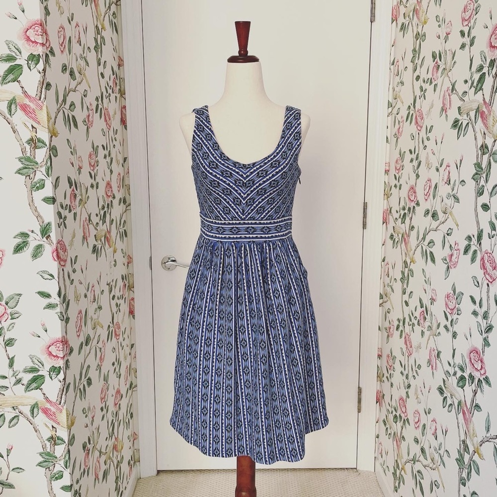 Anthropologie Maeve Blue & White Patterned Sleeveless Dress - Size 2